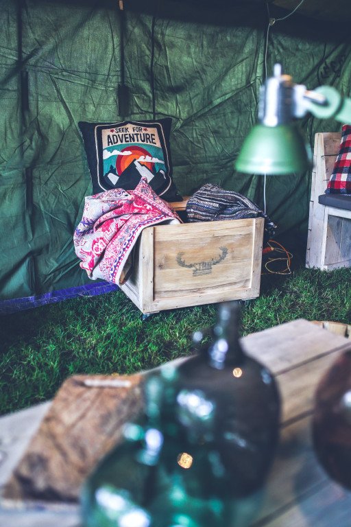 Ultimate Guide to Luxury Camping Accessories for an Opulent Outdoor Experience